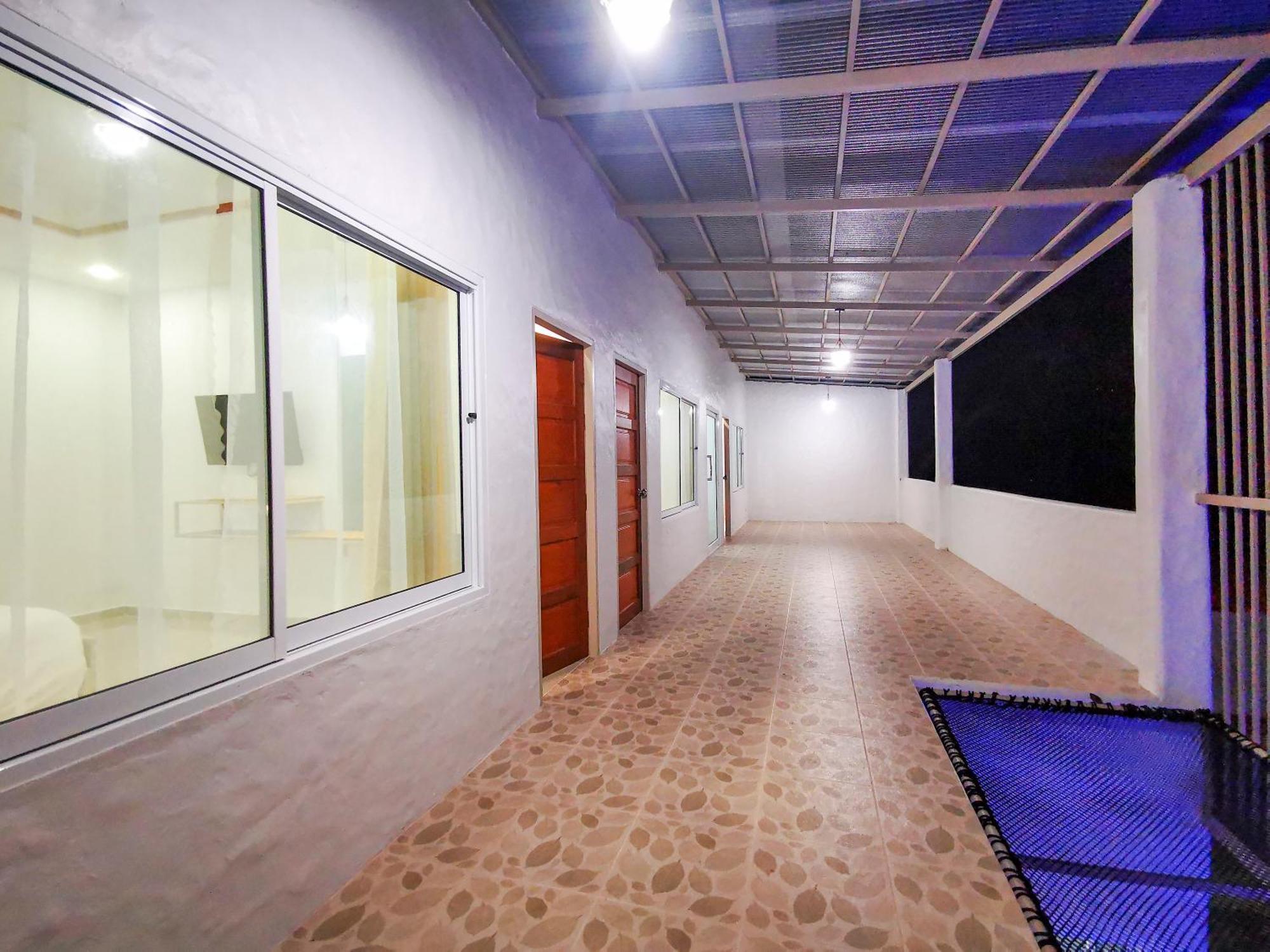Thepprasit Cosy Vila Praia de Jomtien Exterior foto