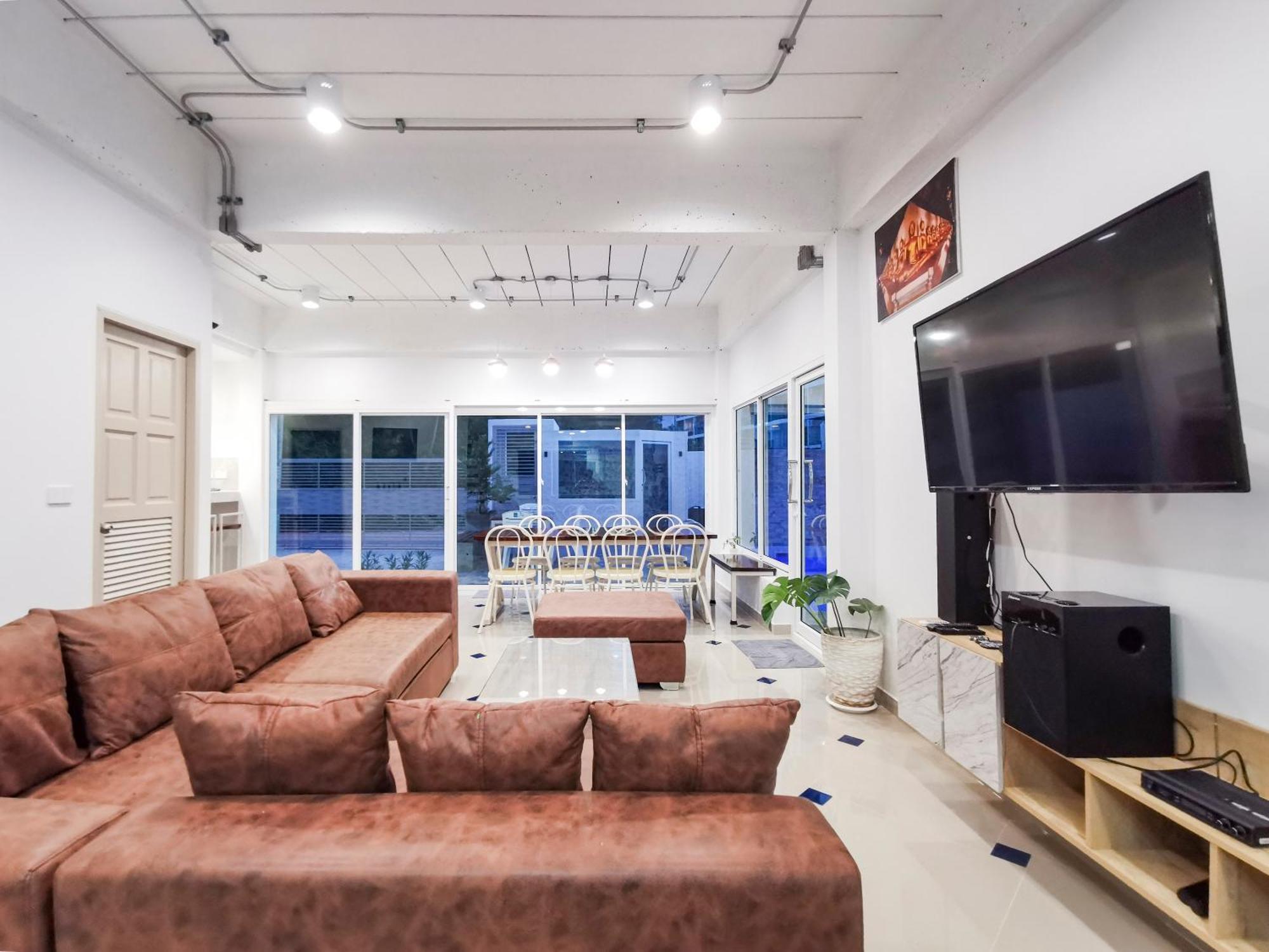 Thepprasit Cosy Vila Praia de Jomtien Exterior foto