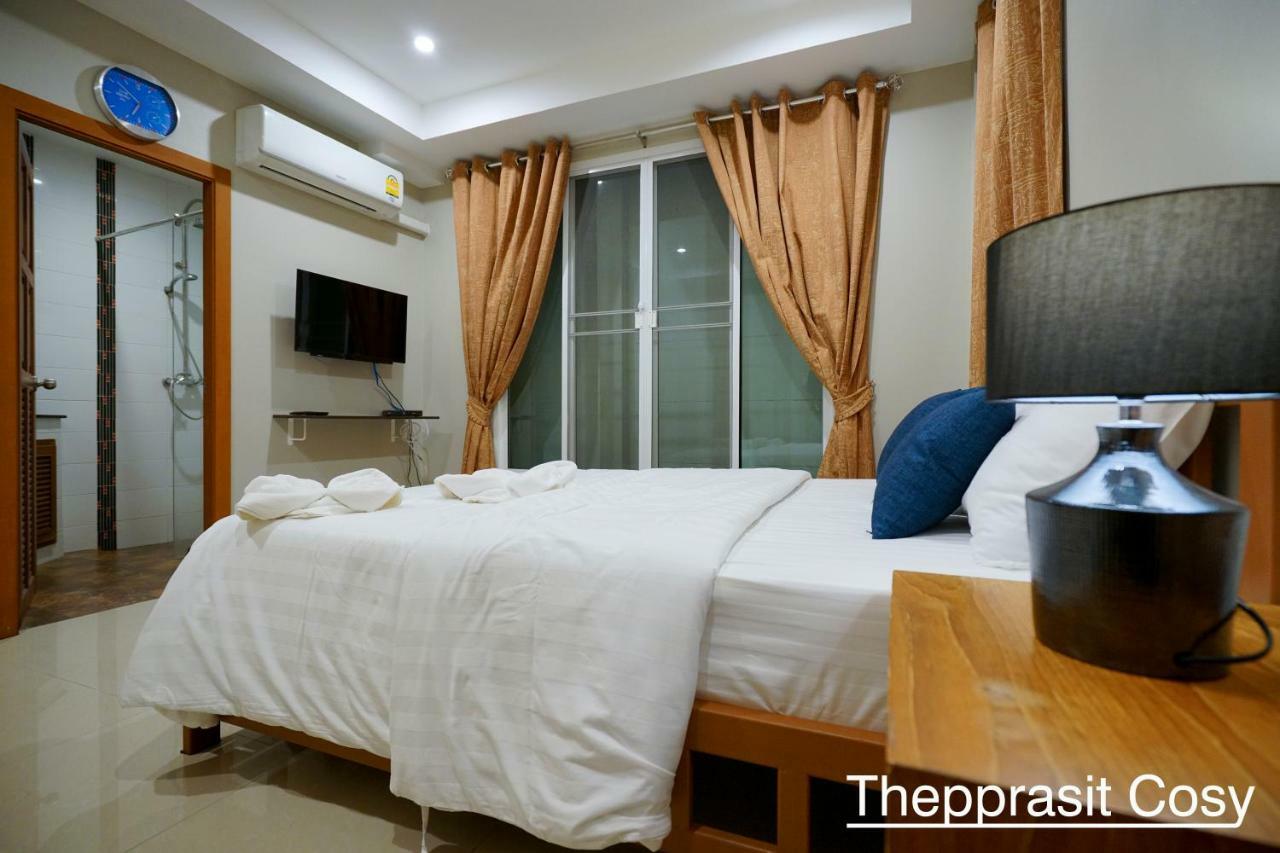 Thepprasit Cosy Vila Praia de Jomtien Exterior foto